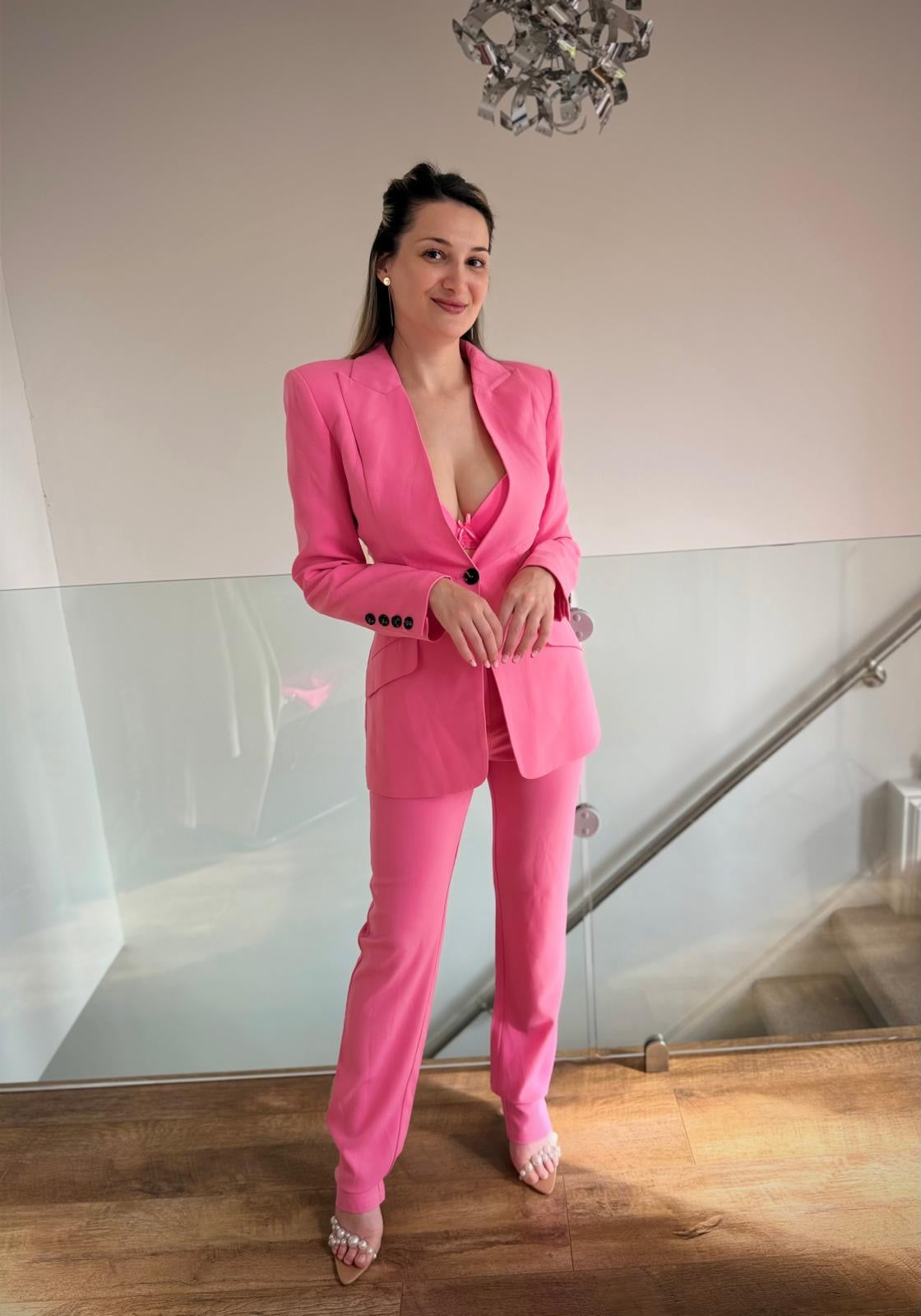 Elegant Pink Suit Set – Blazer & Trousers